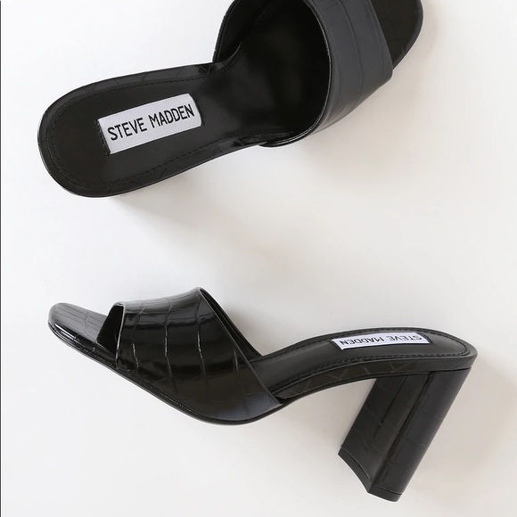 Steve Madden Nile Black Crocodile Embossed High Heel Sandals in Size 7 - Picture 2 of 3